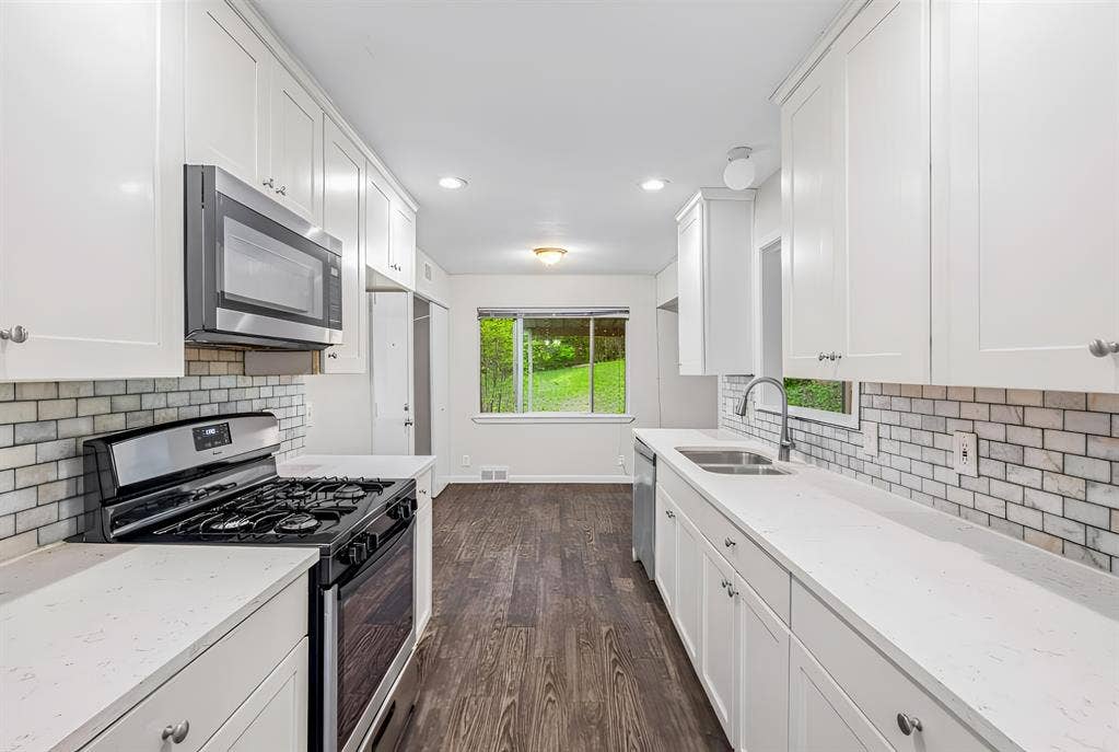 5 BR in Dallas