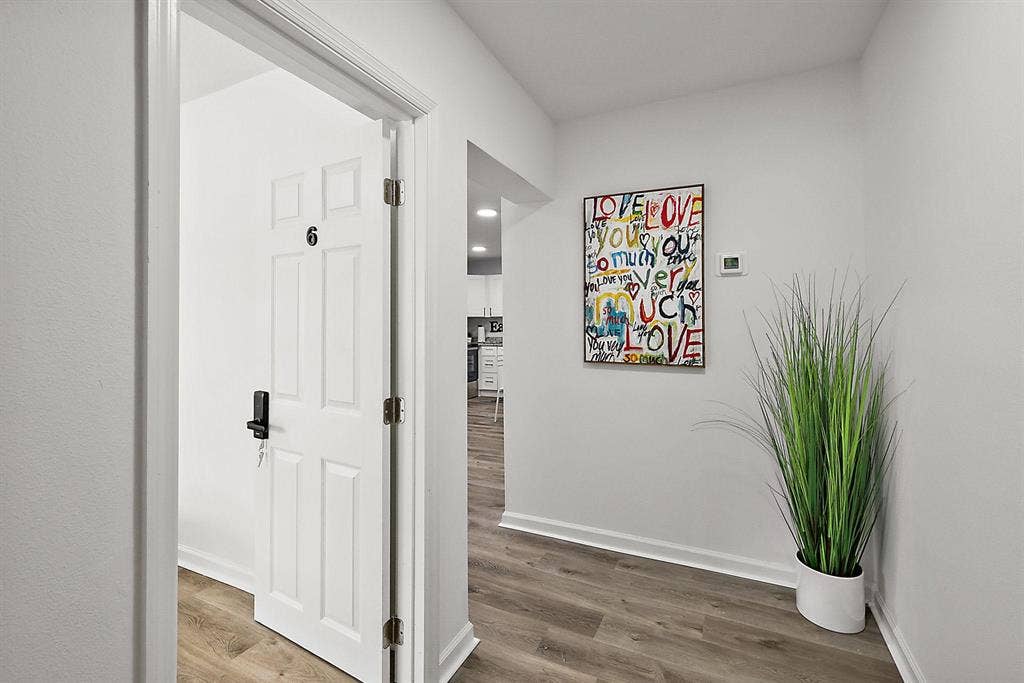 8 BR in Oviedo