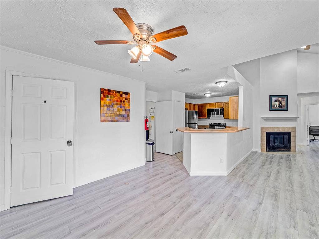 5 BR in Dallas