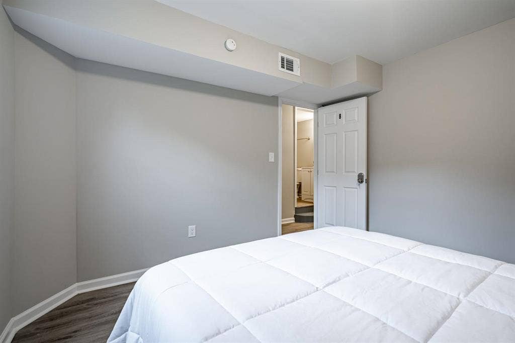 8 BR in Atlanta