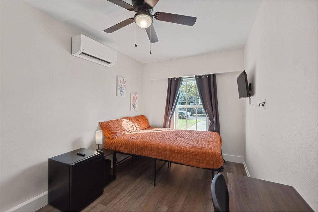 11 BR in Kyle