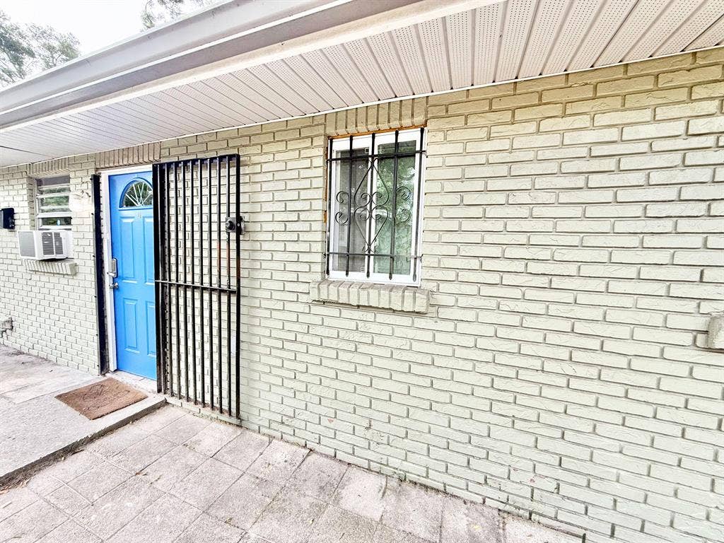3 BR in Tampa
