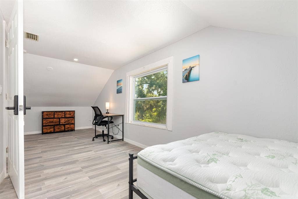 5 BR in Umatilla