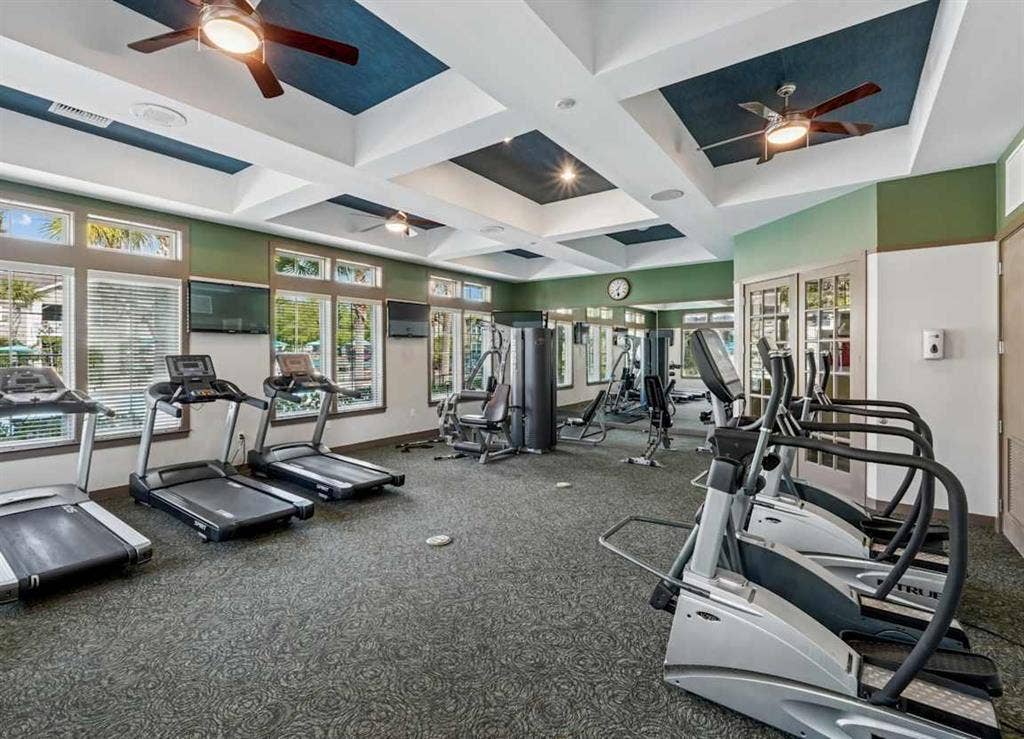 4 BR in Orange Park