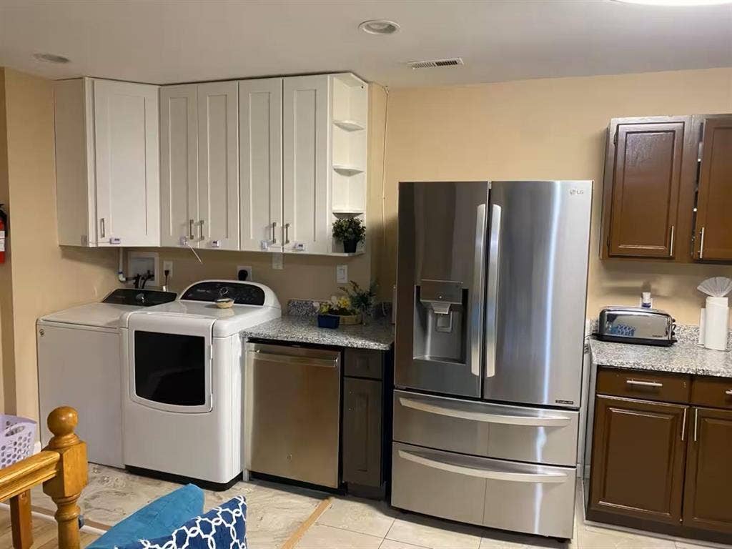 4 BR in Rockville