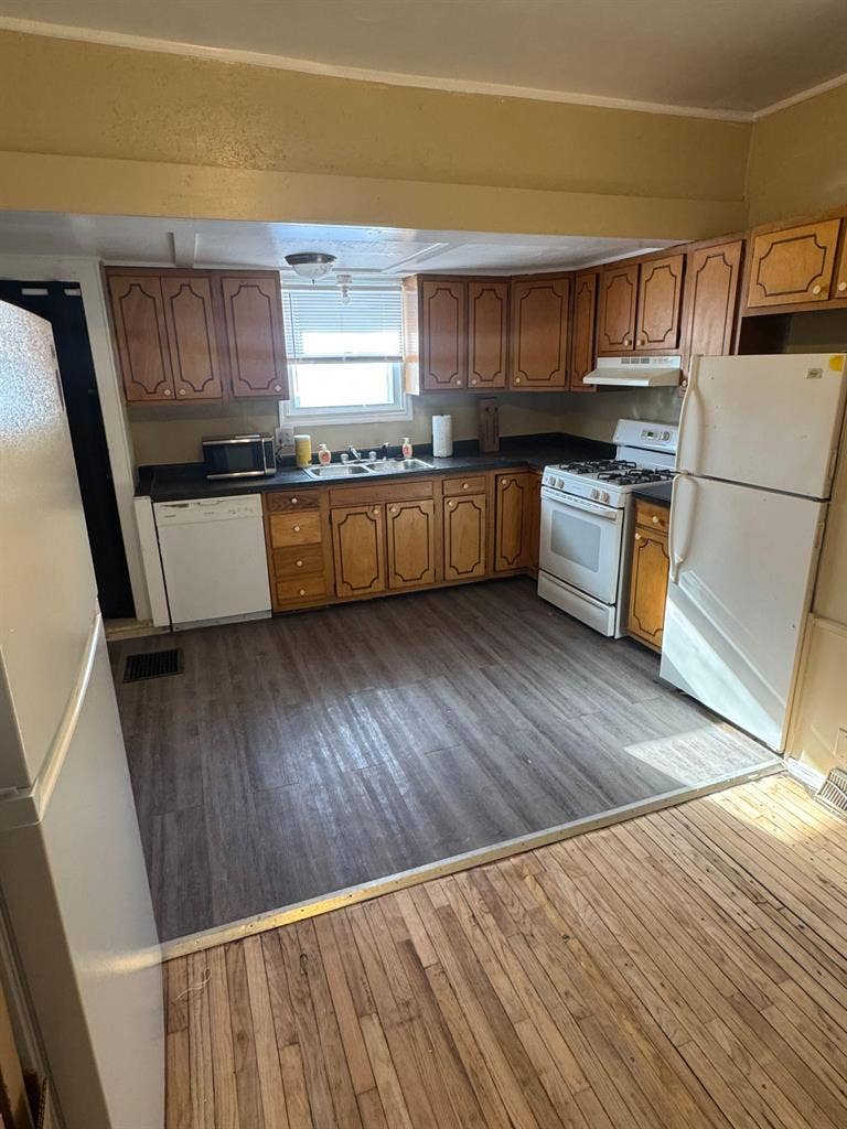6 BR in Indianapolis