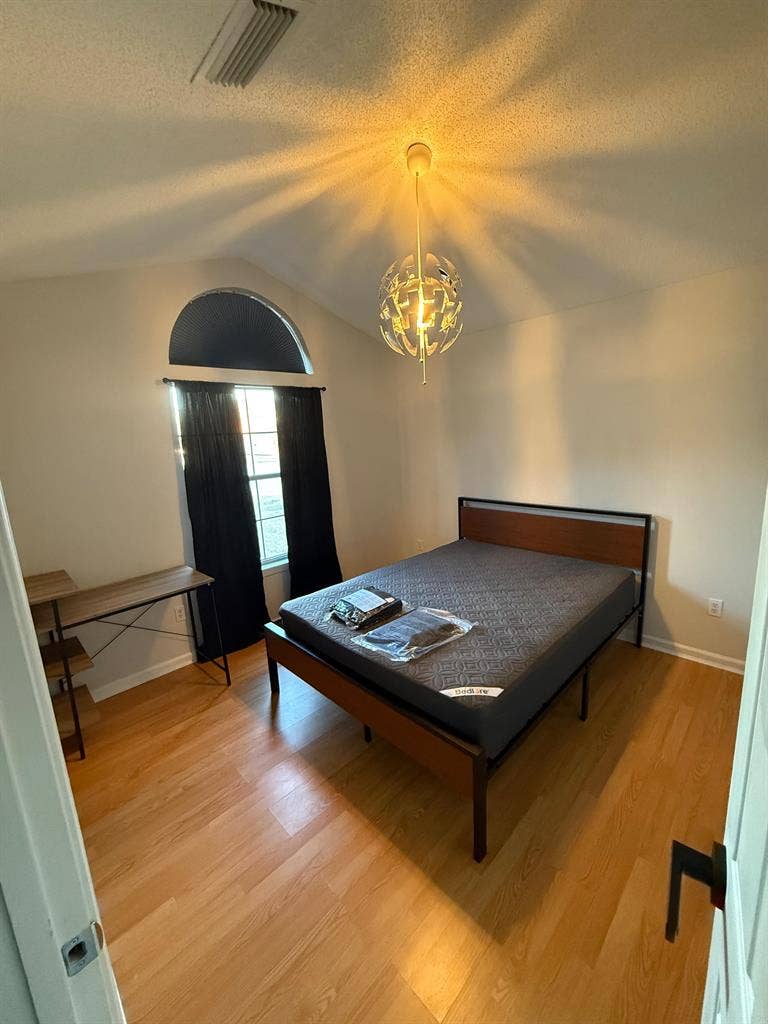 2 BR in Jacksonville