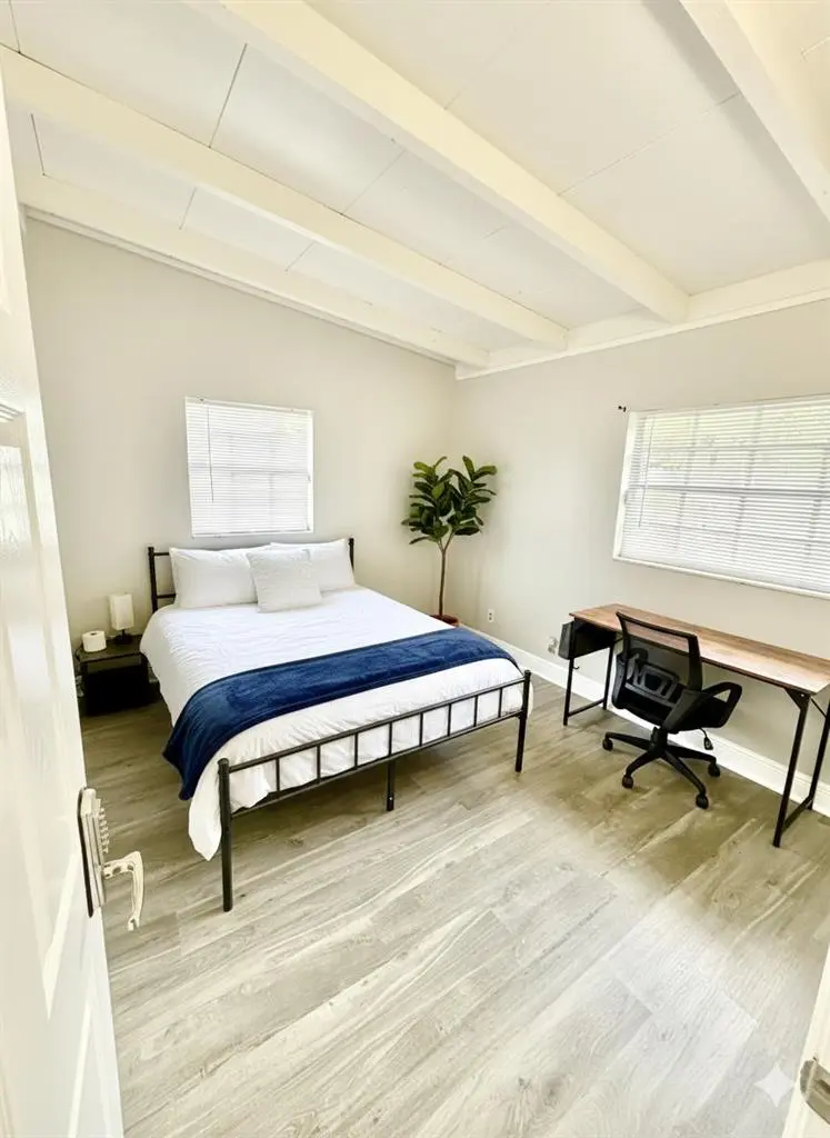 4 BR in Tampa