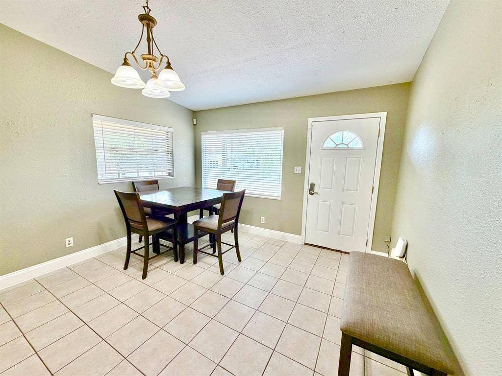 4 BR in Tampa