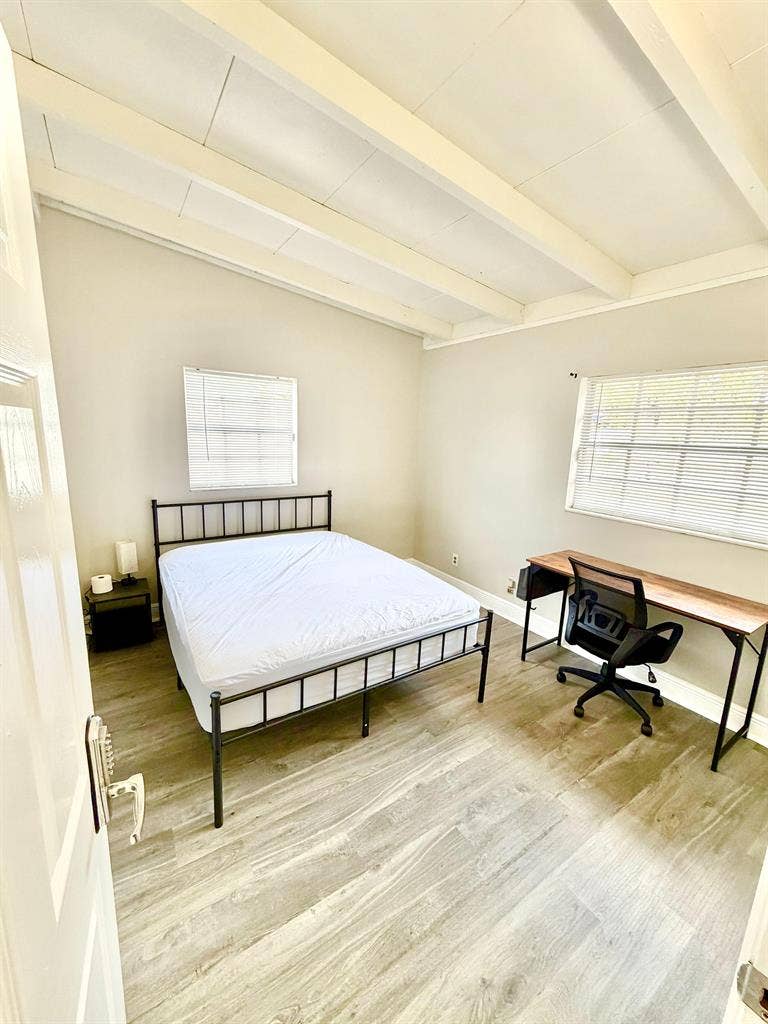 4 BR in Tampa