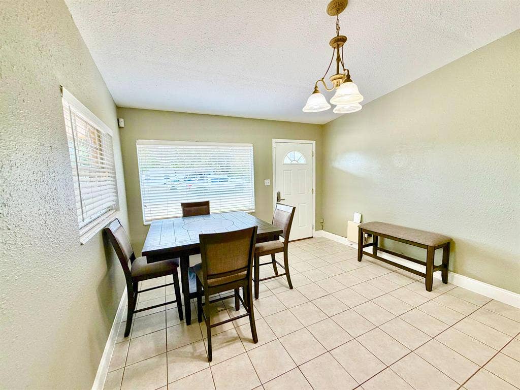 4 BR in Tampa