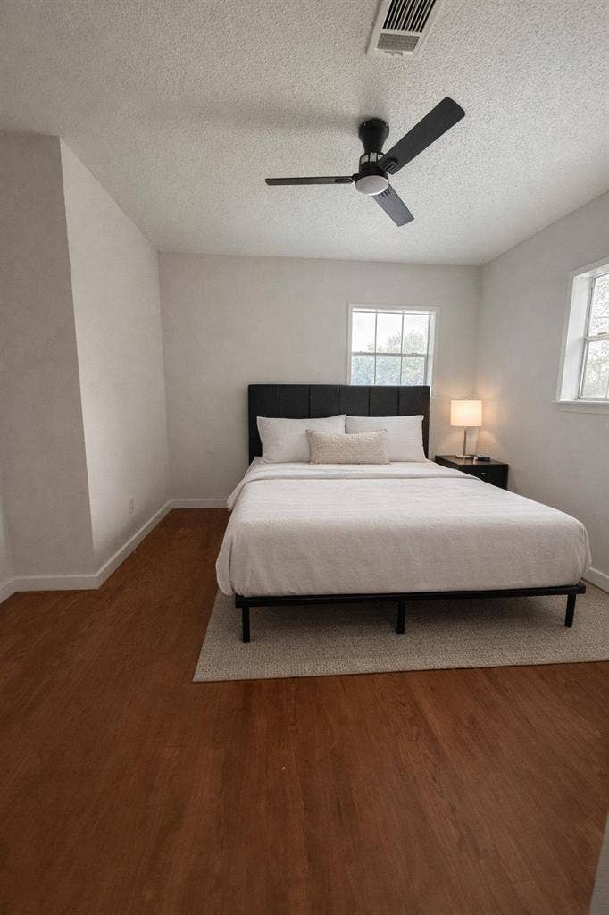 5 BR in Houston