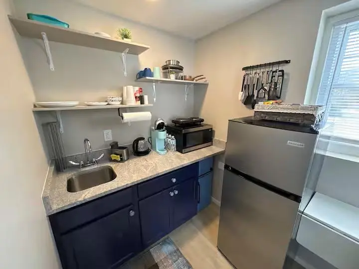 1 BR in Concord