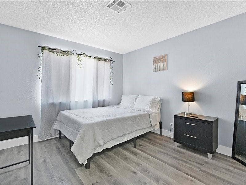3 BR in Las Vegas