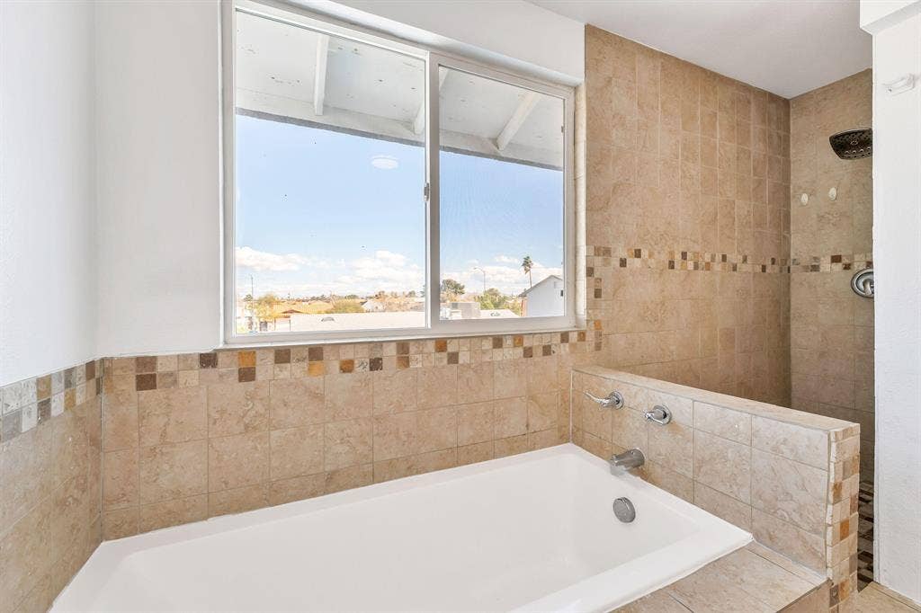 3 BR in Las Vegas