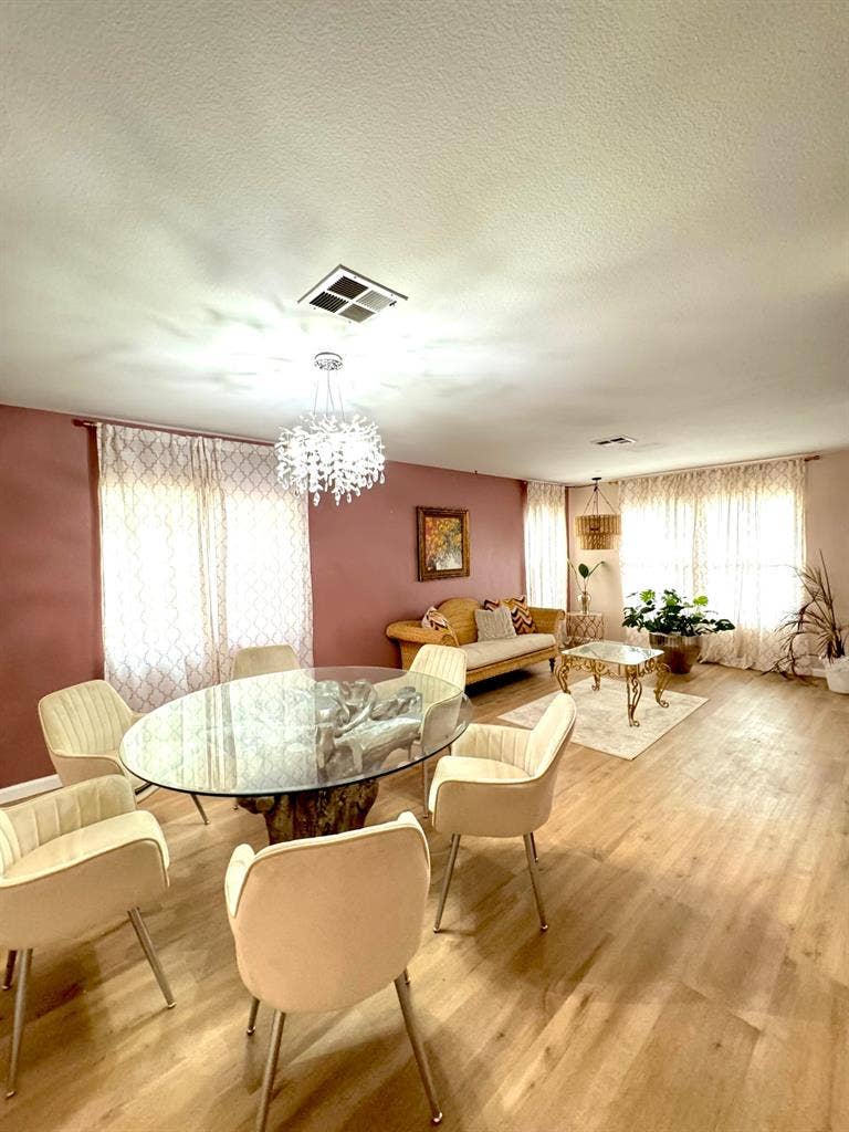 5 BR in Moreno Valley