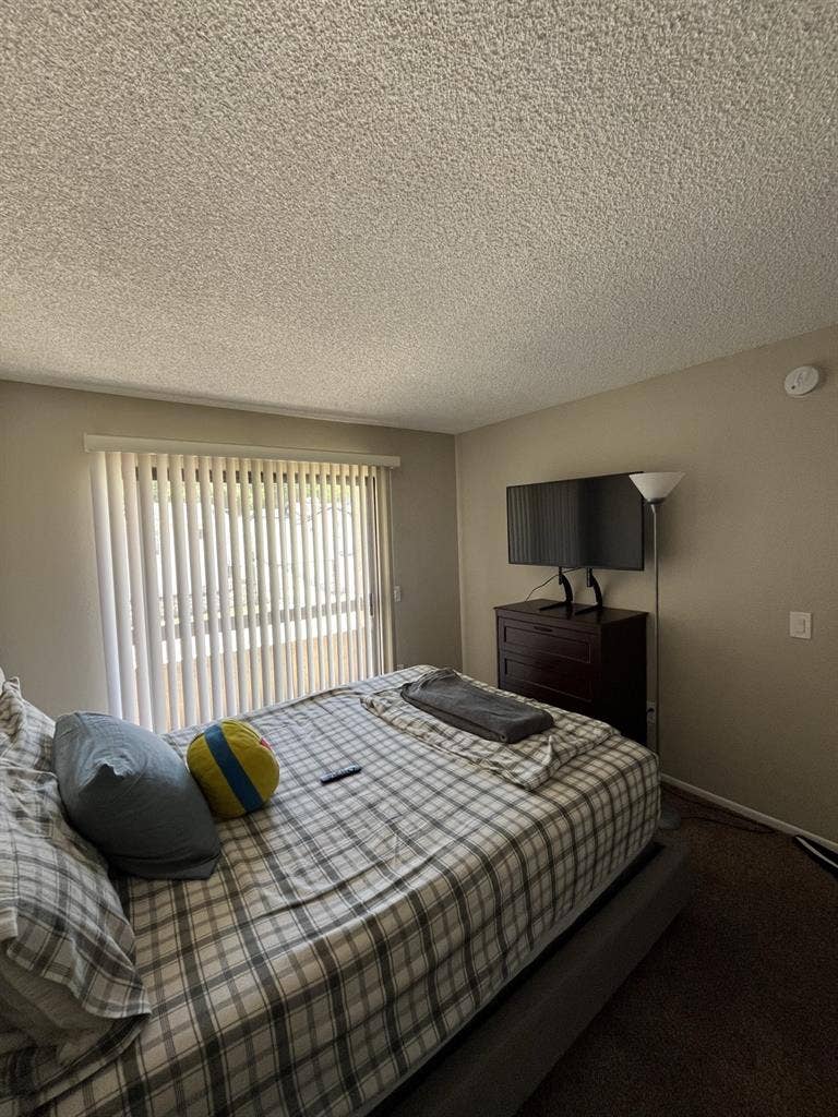 ᲖIᲖ Ƽᦆᔰ ᲖIᦆI for info