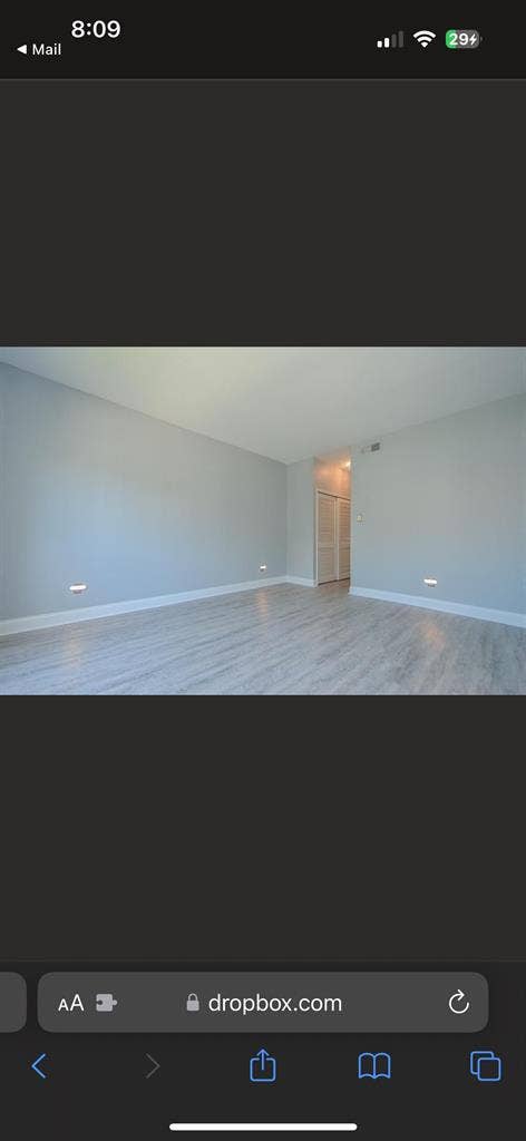 Master bed & bath in memorial condo