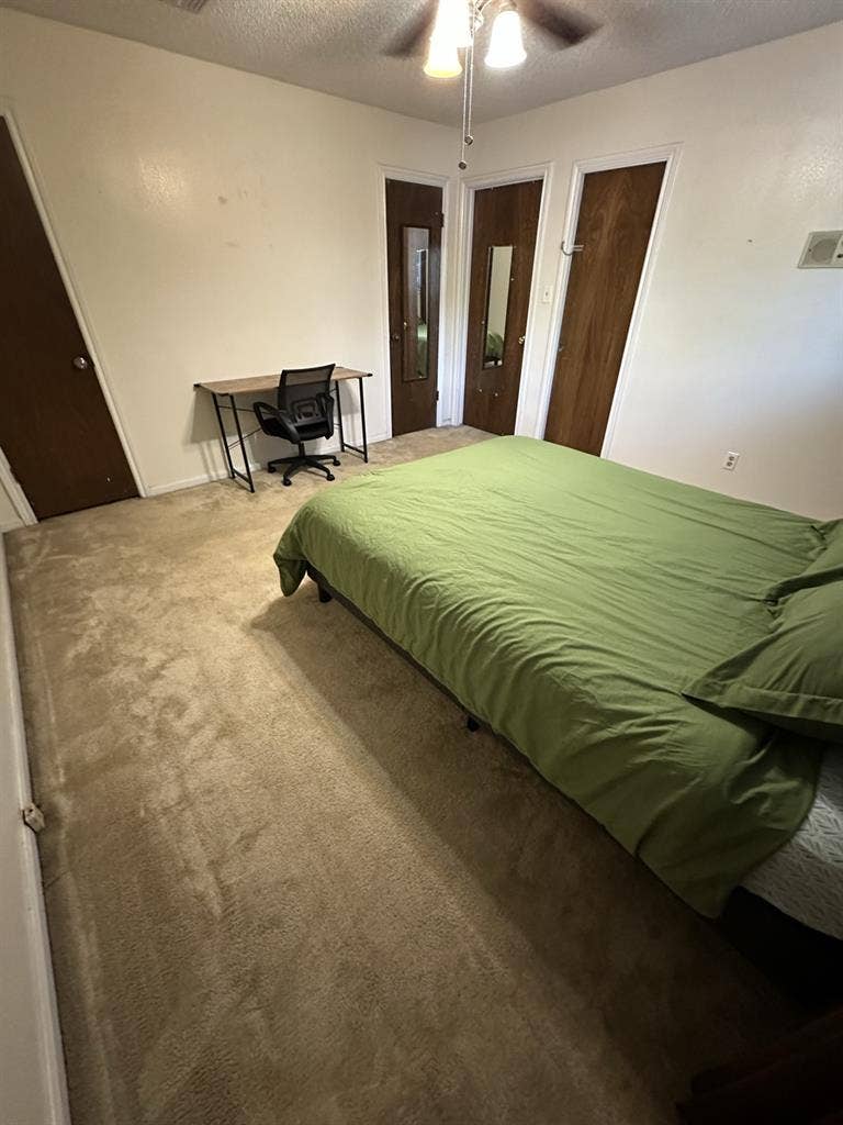 Room for rent