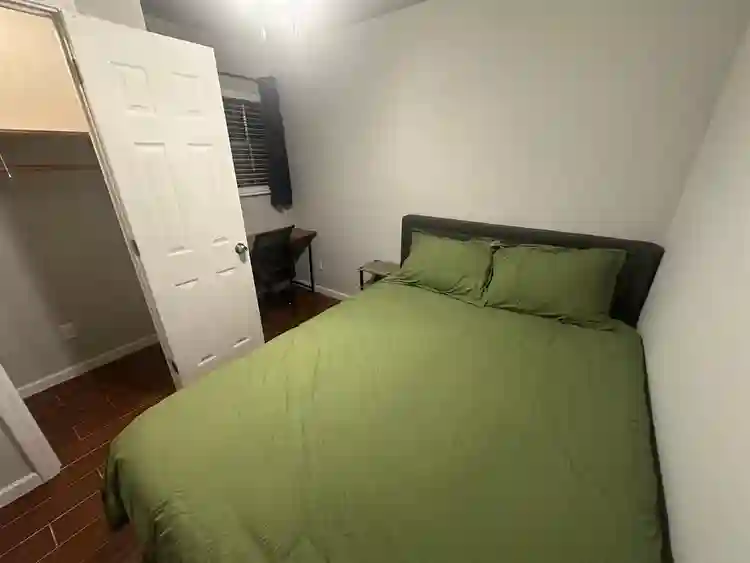 Room for rent