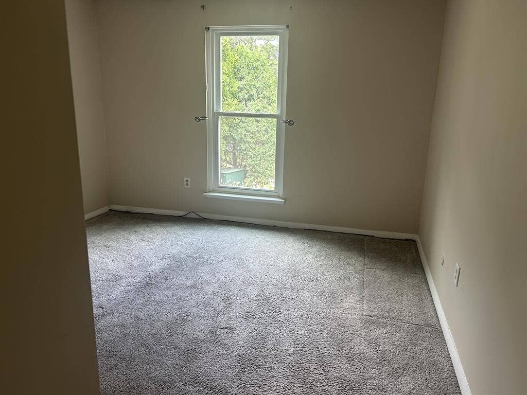 Private Room Available for rent