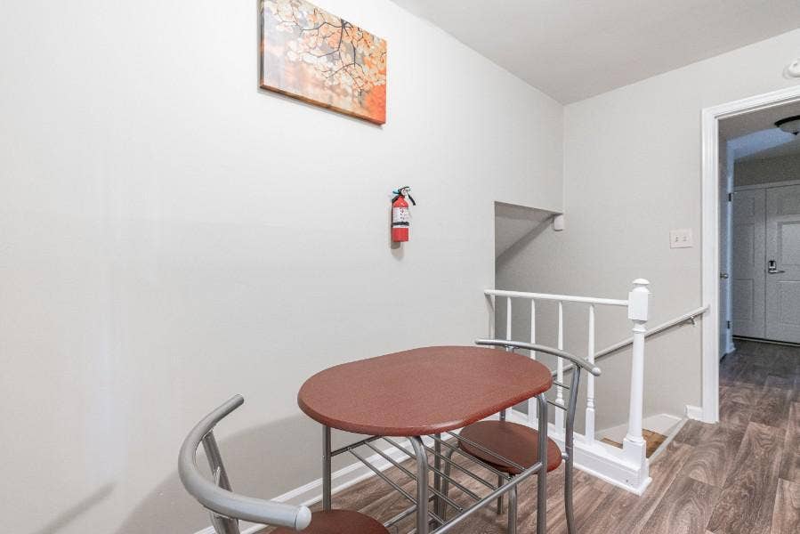 7 BR in Decatur