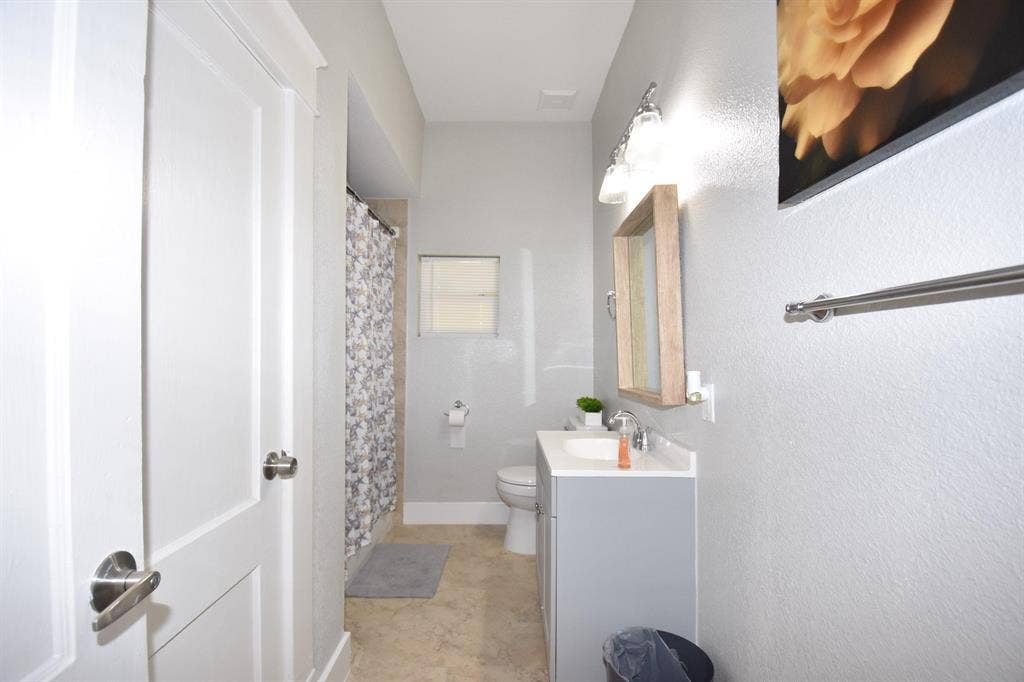 4 BR in Dallas