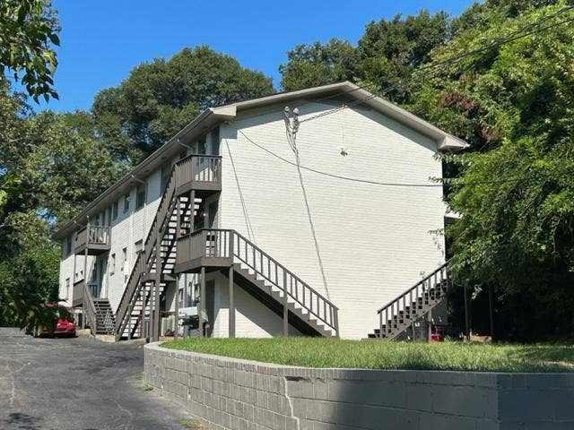 3 BR in Atlanta