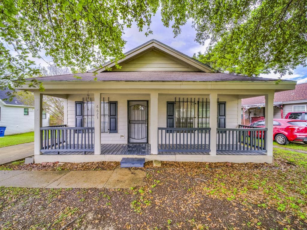 5 BR in Dallas