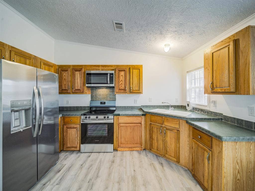 5 BR in Dallas