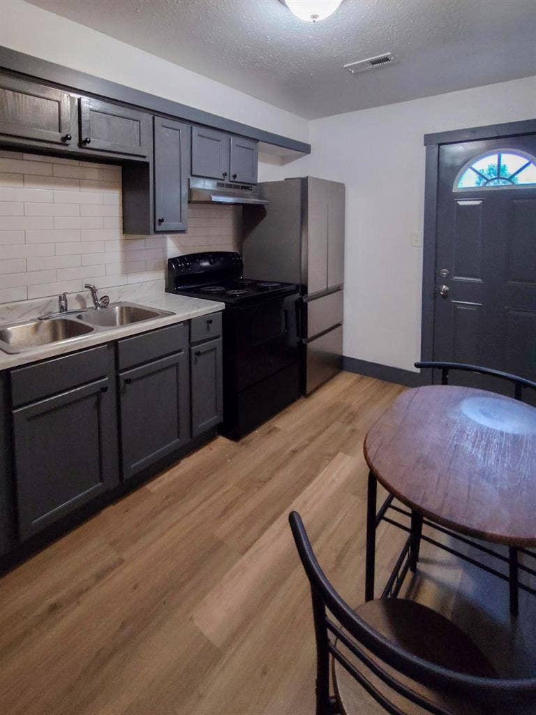 4 BR in Atlanta