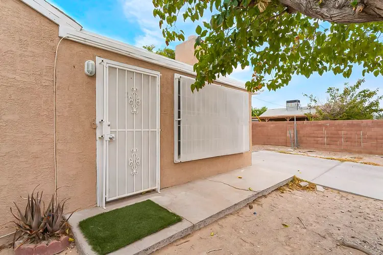 6 BR in North Las Vegas