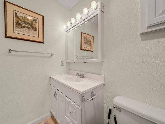 7 BR in Arlington