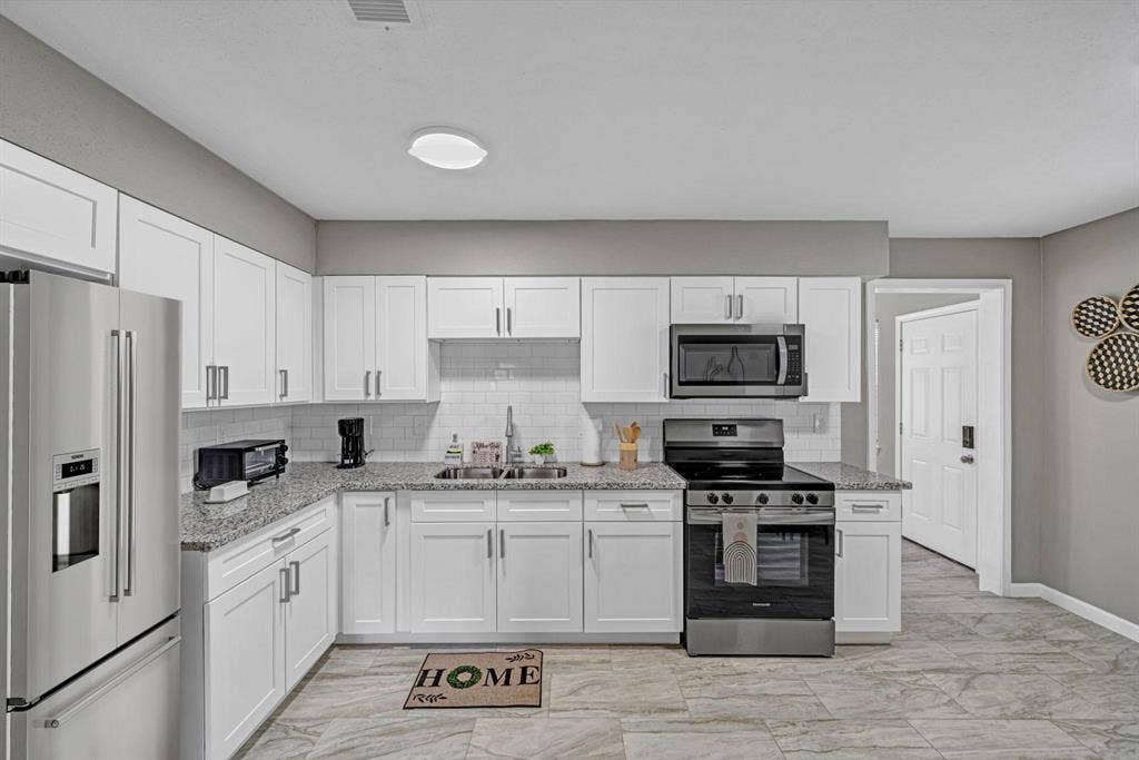 9 BR in Texas City