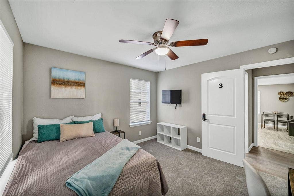 9 BR in Texas City