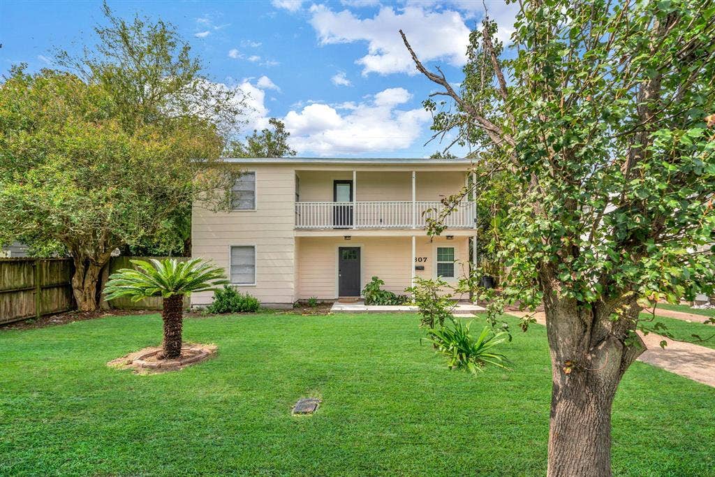 9 BR in Texas City
