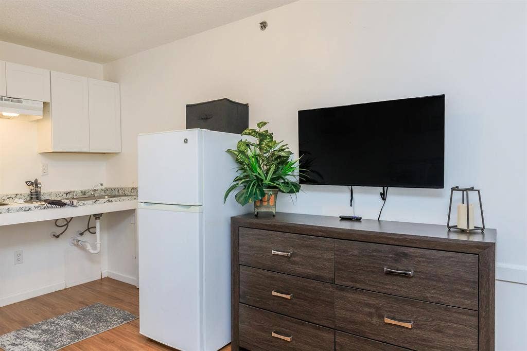 1 BR in Marietta