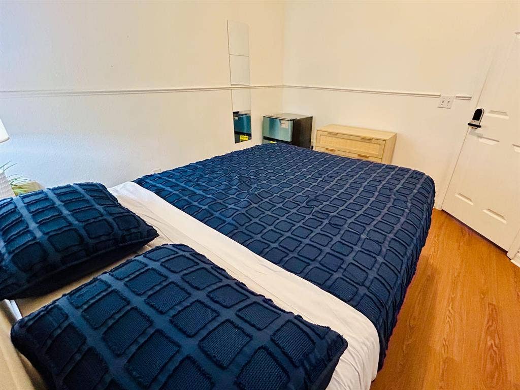 4 BR in Davenport