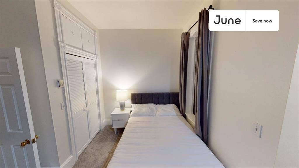 1 BR in Boston