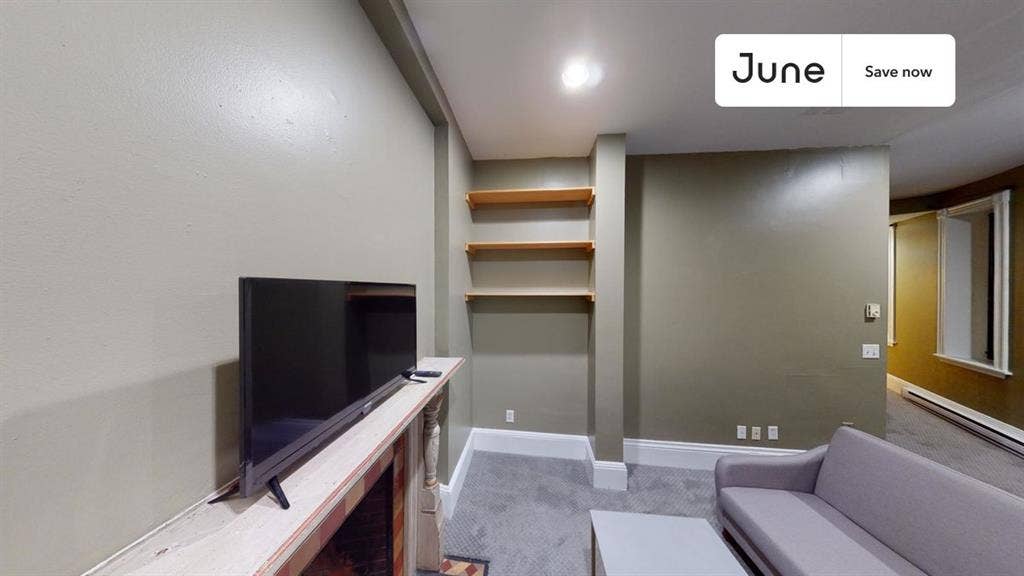 1 BR in Boston