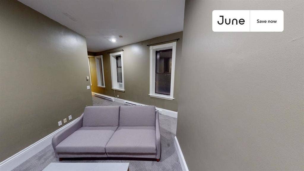 1 BR in Boston