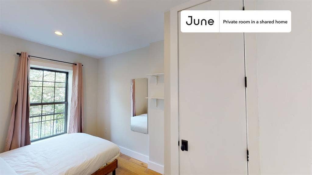 5 BR in New York City