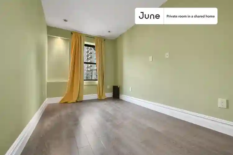3 BR in New York City