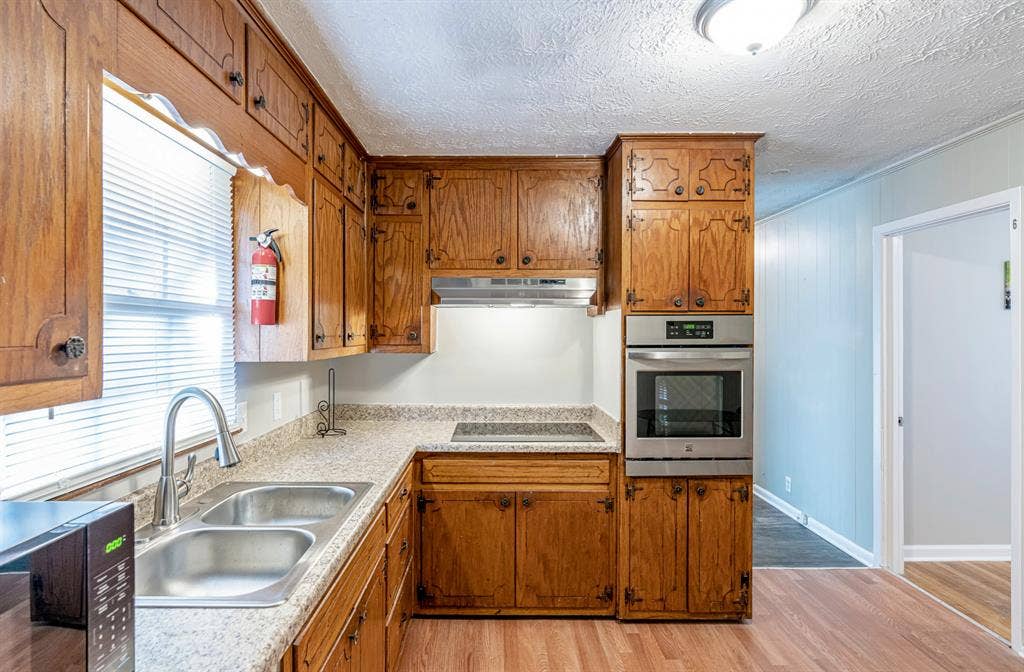 6 BR in Decatur