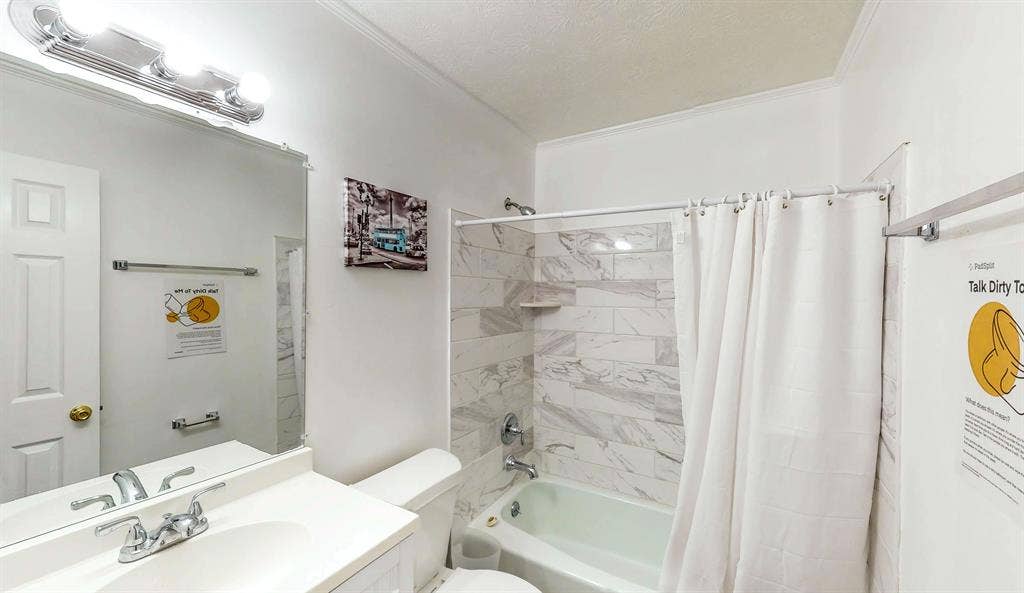 7 BR in Riverdale
