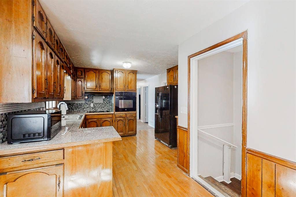 10 BR in Stone Mountain