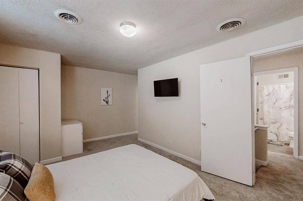 4 BR in Atlanta