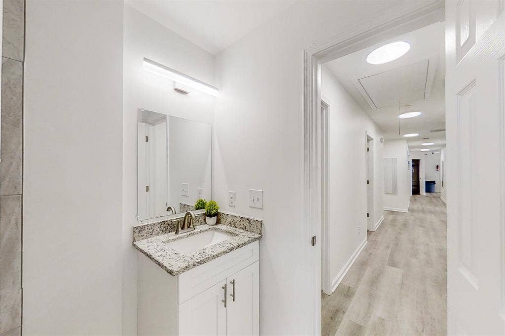 7 BR in Atlanta