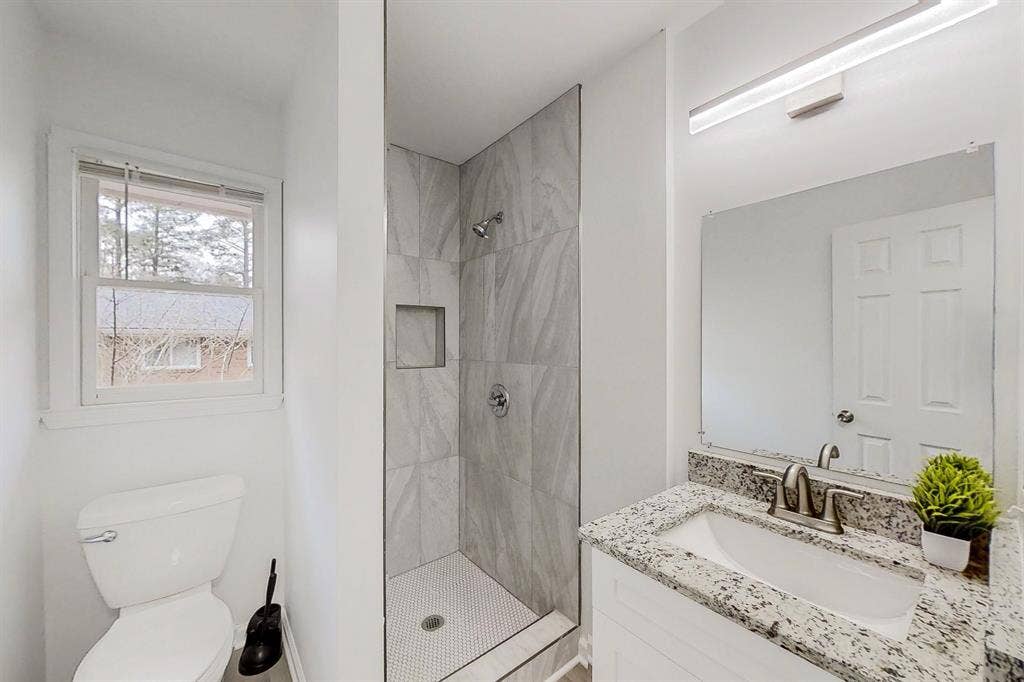 7 BR in Atlanta