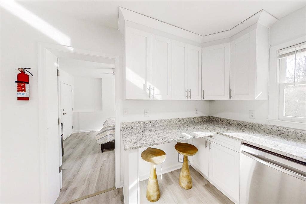 7 BR in Atlanta